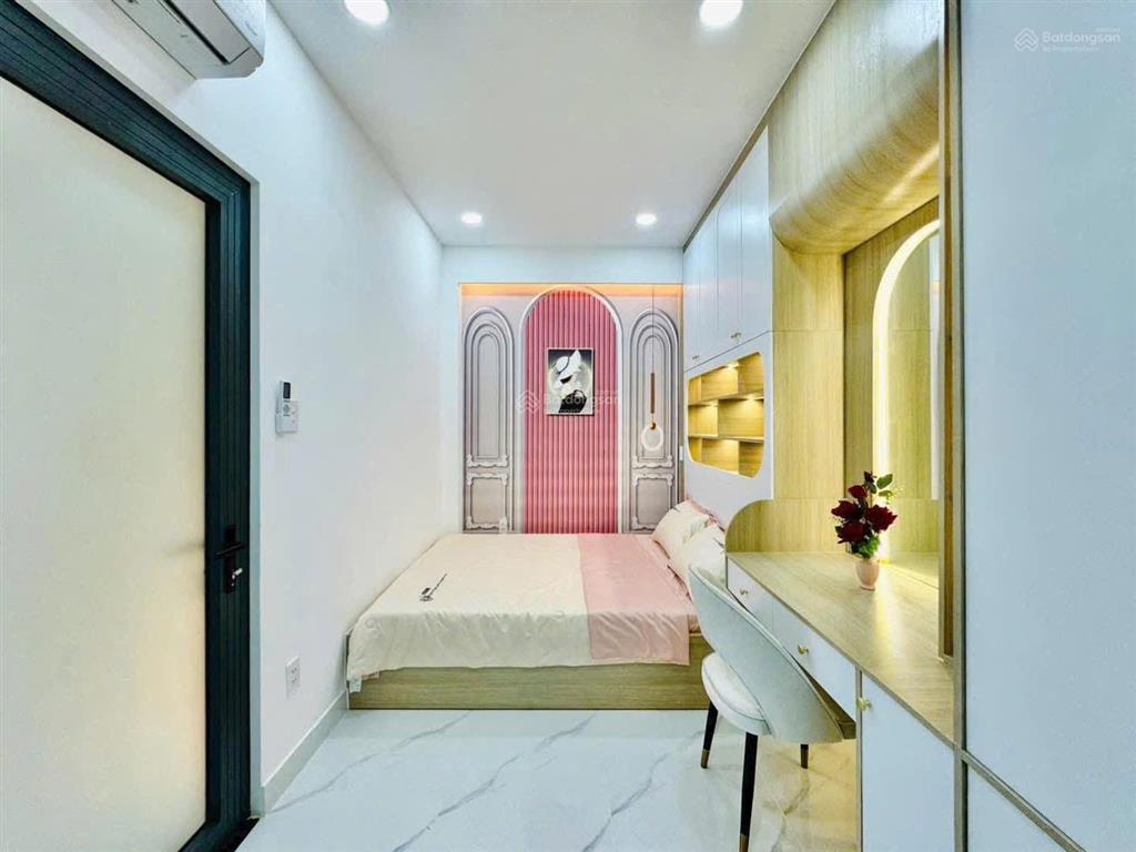 Nhà đẹp ở ngay! hxh phan xích long, phú nhuận giá 5 tỷ 220 triệu/ dt (4,7x14,2) vuông vức  2 tầng