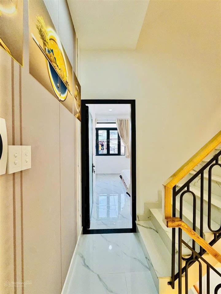 Nhà đẹp ở ngay! hxh phan xích long, phú nhuận giá 5 tỷ 220 triệu/ dt (4,7x14,2) vuông vức  2 tầng