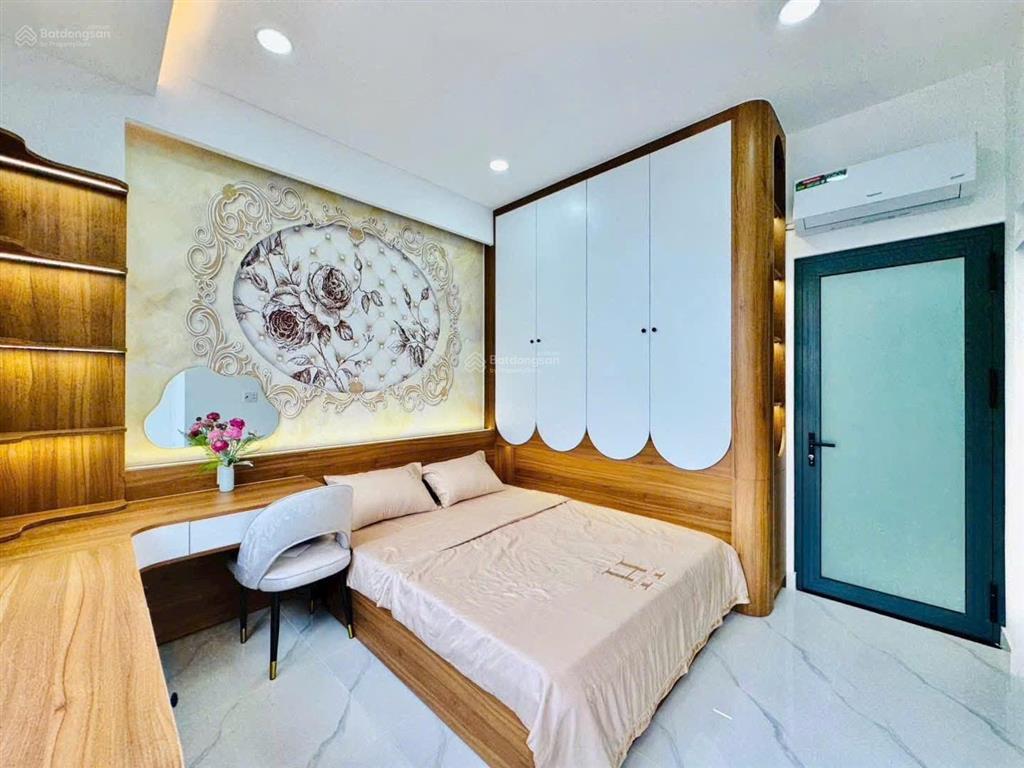 Nhà đẹp ở ngay! hxh phan xích long, phú nhuận giá 5 tỷ 220 triệu/ dt (4,7x14,2) vuông vức  2 tầng