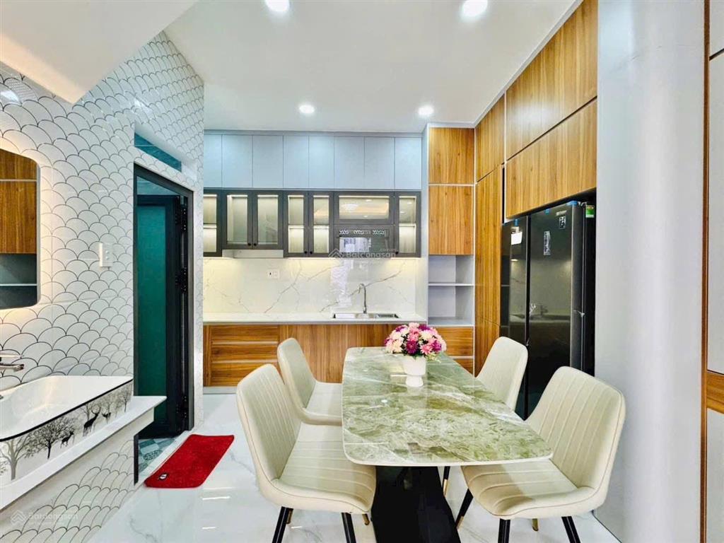 Nhà đẹp ở ngay! hxh phan xích long, phú nhuận giá 5 tỷ 220 triệu/ dt (4,7x14,2) vuông vức  2 tầng