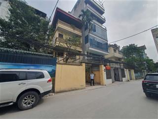Cho thuê biệt thự số 26 ngách 495/1 nguyễn trãi, 35 triệu, 270m2 sàn, chính chủ giá ưu đãi