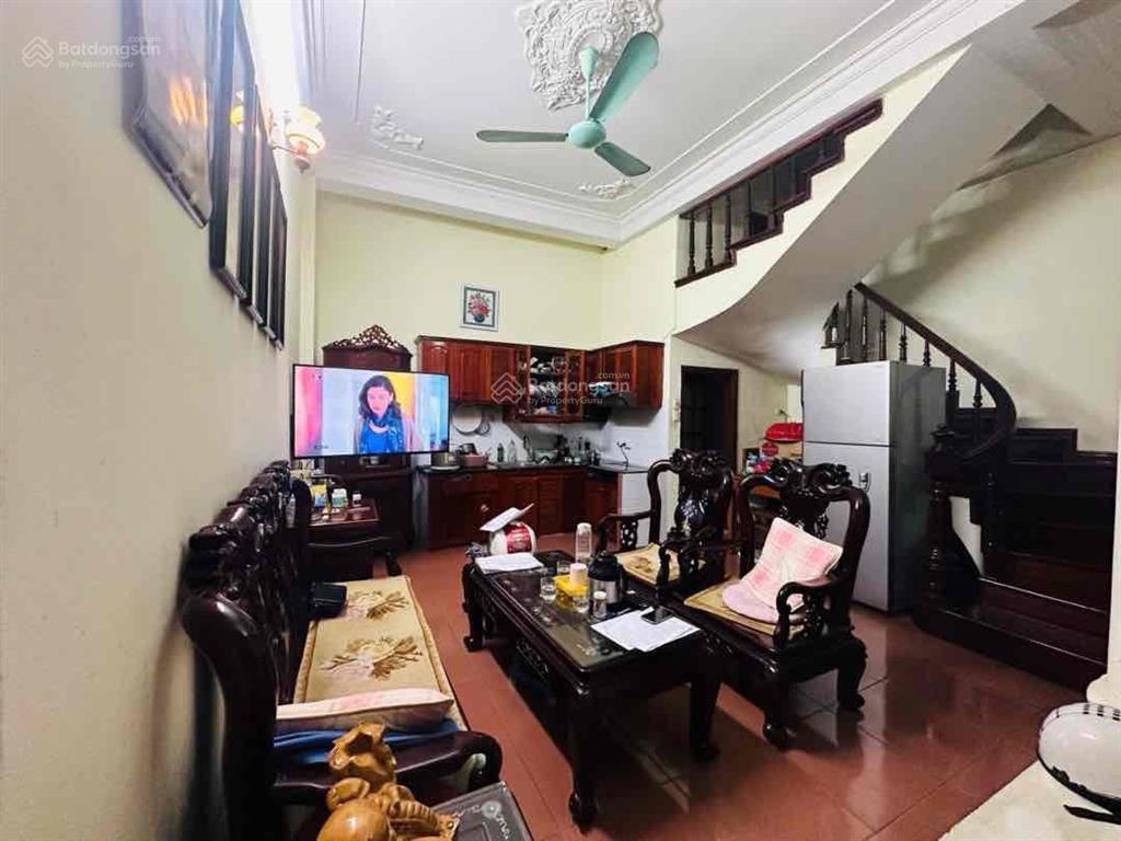 Gấp! 5,45m mặt tiền, 40m, hơn 15 tỷ nhà 5t trần duy hưng oto đỗ cửa an sinh tốt sổ đỏ đẹp.
