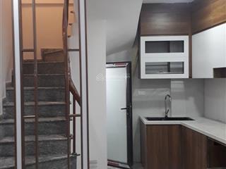 Gấp! hơn 7 tỷ 30m2 , 5m mặt tiền nhà 5 tầng láng hạ  gần trung tâm  nhà mới đẹp  sổ đỏ chính chủ