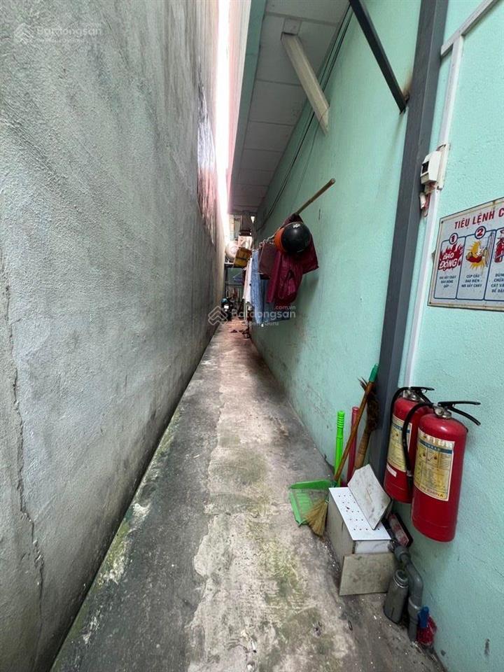 Bán nhà 2 tầng ngay lê đình cẩn diện tích 102m2 kết cấu 2 tầng + 3 phòng trọ cho th