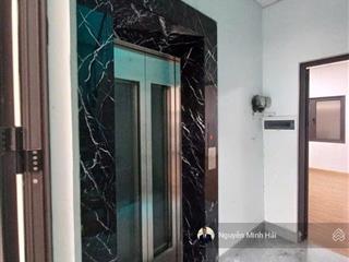 Bán nhà phố hoàng sâm, dt 82m2, 6t thang máy, ngõ oto 21 tỷ