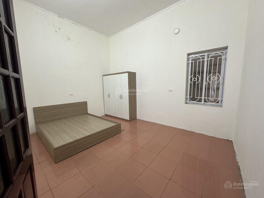 Bán đất tặng nhà 2 tầng ở ngay trung tâm quang minh