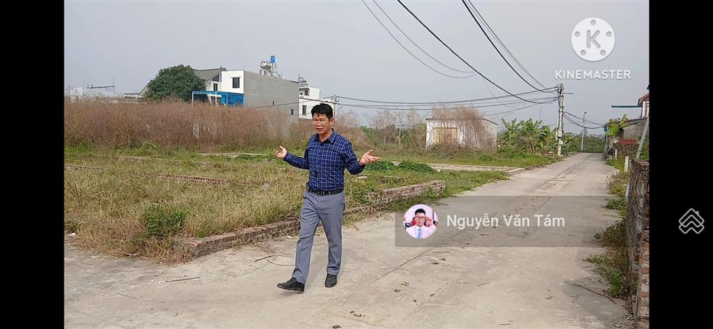 Bán rẻ, chính chủ cần bán gấp, đất lô góc siêu đẹp quang minh. diện tích 50m2. mt 6.5m