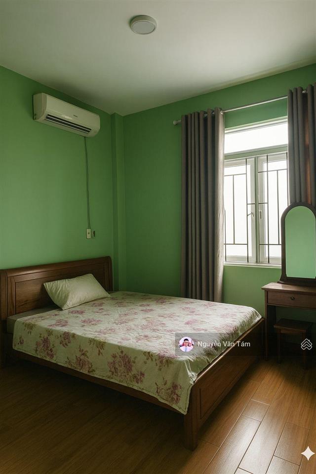 Chính chủ bán gấp, bán rẻ, siêu hiếm. nhà 3 tầng 1 tum, quang minh . thương lượng mạnh