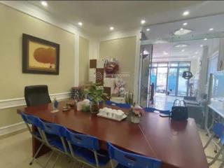 Chính chủ bán nhà trung kính,cầu giấy.kinh doanh vỉa hè.90m2 5 tầng. thoáng trước sau.chỉ 37 tỷ.