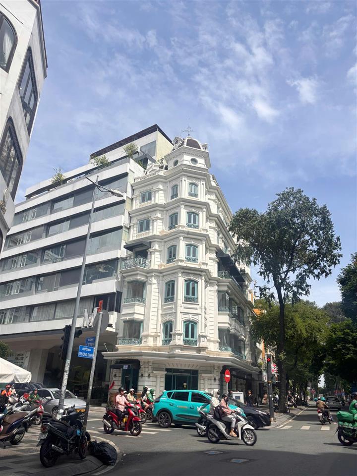 Biệt thự trung tâm tú xương vị thế thượng lưu, đẳng cấp khác biệt hđt 85 tr/th  giá 89 tỷ