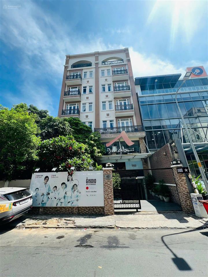 Toà nhà dòng tiền cực tốt  kết câu đẹp tại p.tân định, q1. hđt 11.000usd/th 0937 921 ***