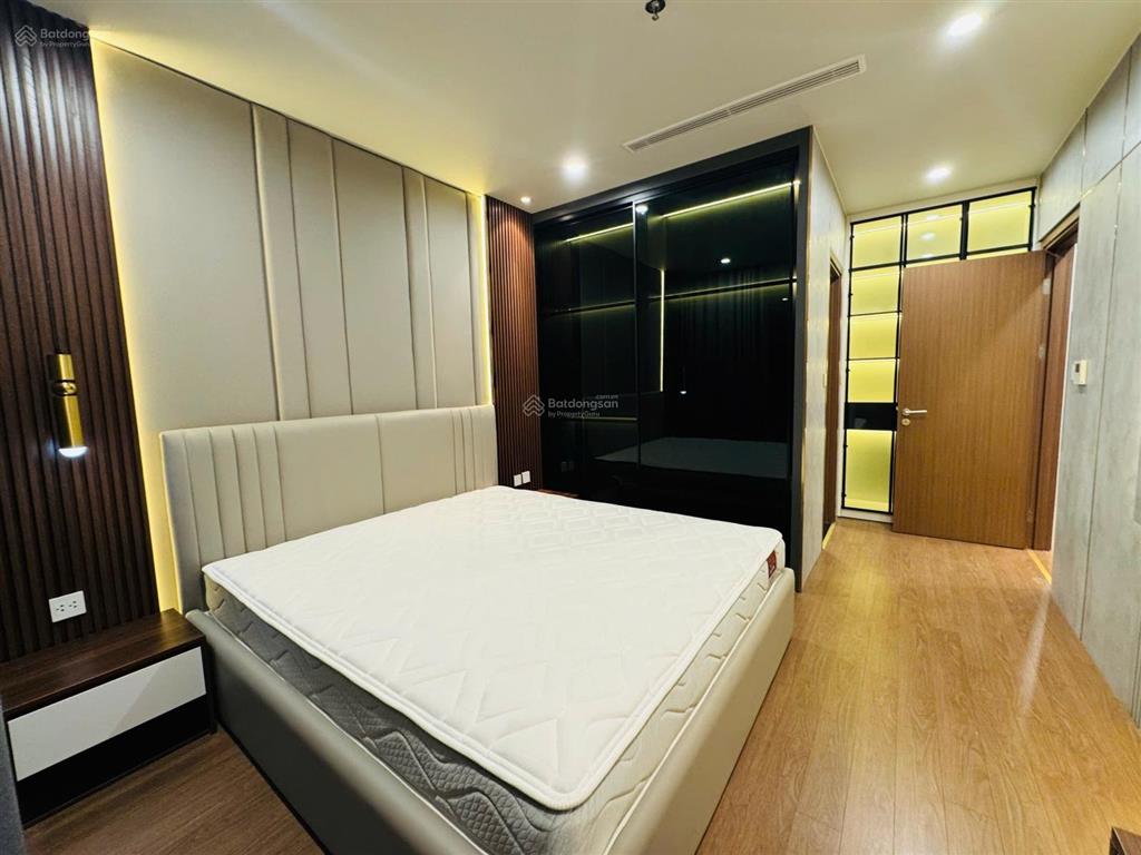 Cho thuê chung cư hà đô park view  cầu giấy. 130m2  3 ngủ  đủ đồ  21 triệu. 0565 313 ***