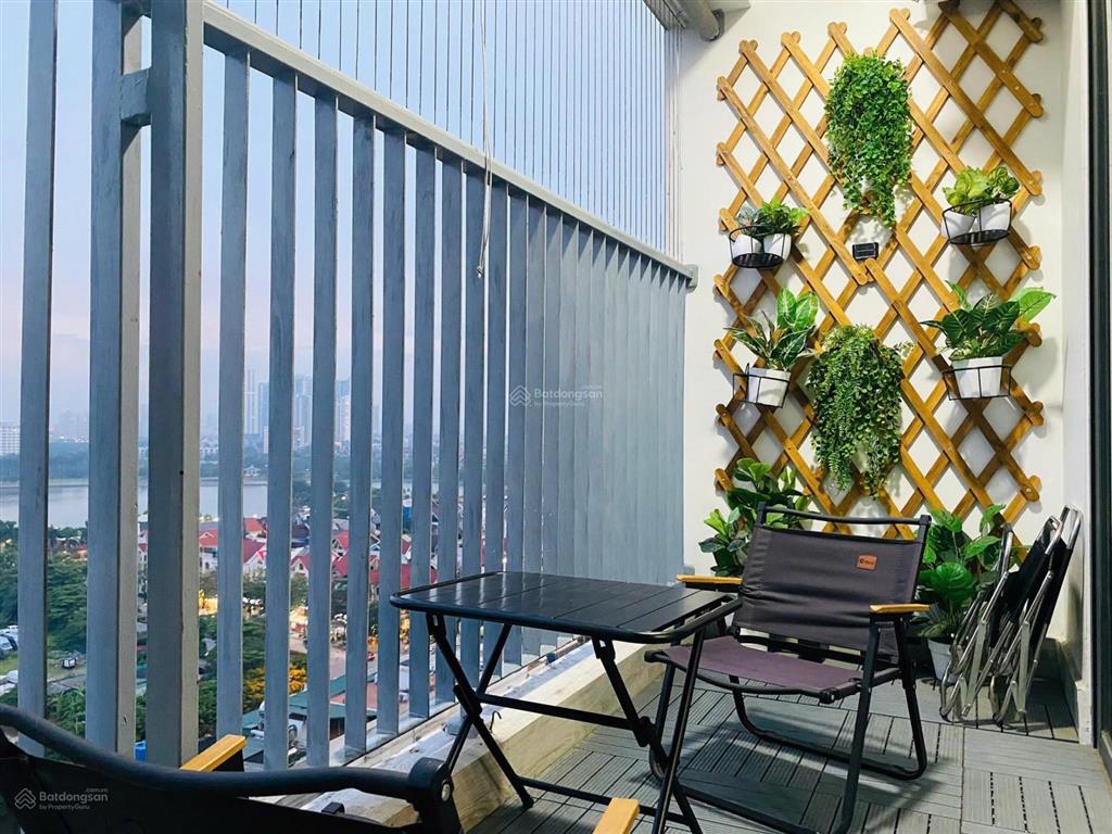 Cho thuê căn hộ 3pn, 2wc, căn góc 120m2 tại stellar garden, 23 triệu full đồ đẹp,  0565 313 ***