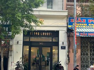 Chỉ 25 tỷ mua được nhà mt trần đình xu q1 ( ngay nguyễn trãi ) dt 4x17m  đường thương hiệu giá tốt