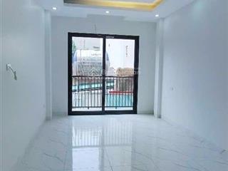 Bán nhà riêng mới xây chính chủ 5 tầng ở phố nguyên xá, sát đh công nghiệp cách phố cầu diễn 200m
