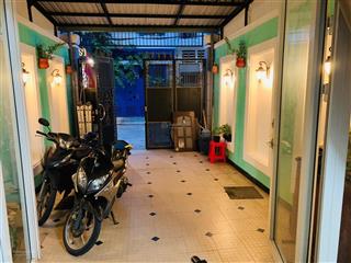 Bán gấp ! nhà hxh thích quảng đức p04 phú nhuận, 4 tầng, giá chỉ 16,5 tỷ thương lượng