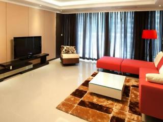 Bán căn hộ homyland 2, quận 2. giá 3,650 tỷ (2pn, 2wc, có balcon, view sông).  0914 229 *** loan