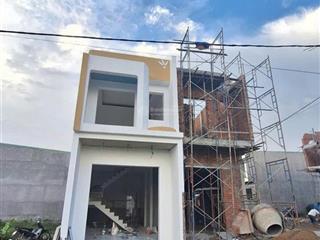 Chính chủ bán nhà phố liền kề dân cư đông đúc gần kcn cầu tràm