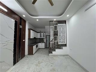 Bán nhà đẹp trung tâm thị trấn trâu quỳ, gia lâm, 5 tầng, thang máy, nhỉnh 6 tỷ
