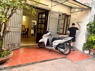 Cho thuê nhà tập thể  BẠCH MAI - HAI BÀ TRƯNG. 150m, 5PN2VS giá 15 triệu, ô tô tránh