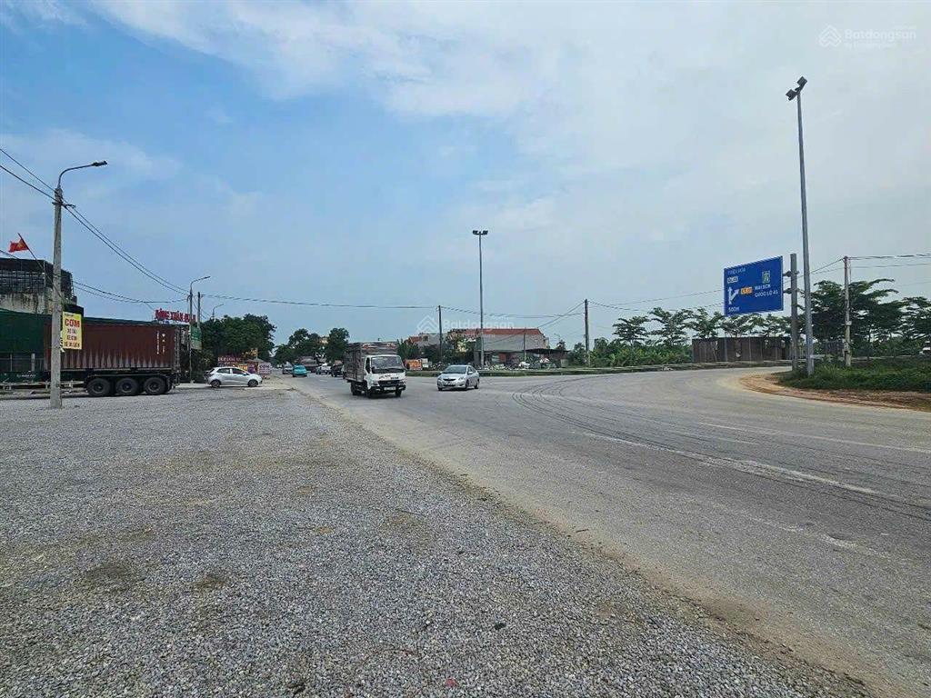 Chuyển nhượng lô đất cực hiếm 2 mặt tiền vị trí đắc địa kinh doanh dịch vụ thương mại tổng hợp