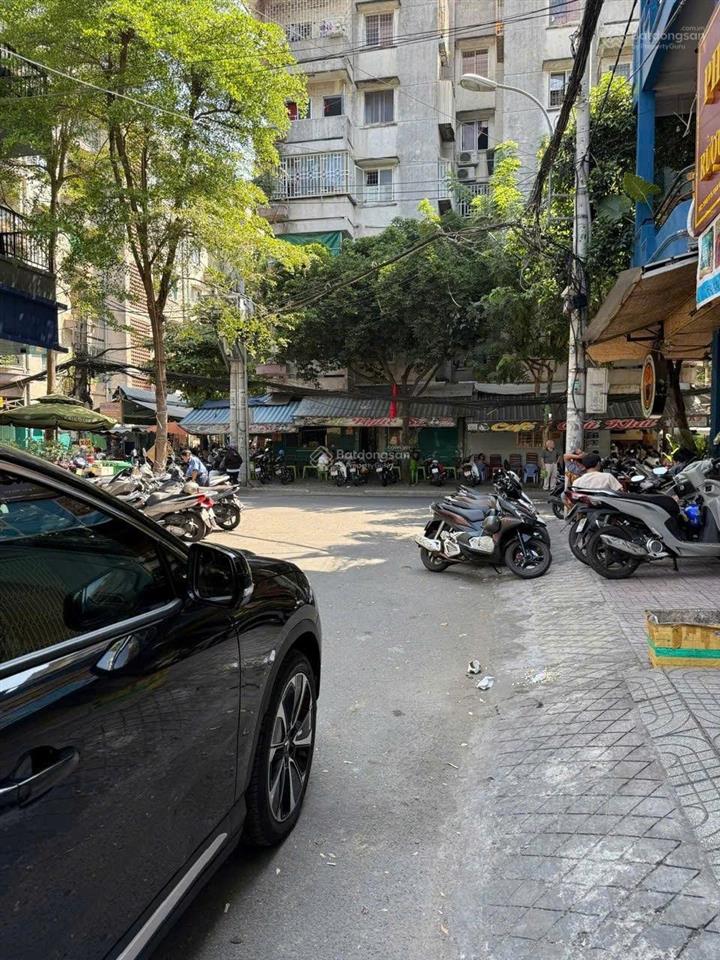 Bàn gấp biệt thự ngang 8,2m khu dân cư miếu nổi, bình thạnh, ngay khu ẩm thực phan xích long