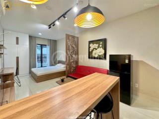 Cho thuê chdv 40m2 tại nguyễn huy tưởng, bình thạnh, full nội thất, ban công siêu đẹp