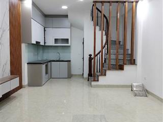 BÁN NHÀ 5T GẦN SÂN BÓNG MẬU LƯƠNG - HÀ ĐÔNG - 30M2 - GIÁ CHƯA ĐẾN 6 TỶ