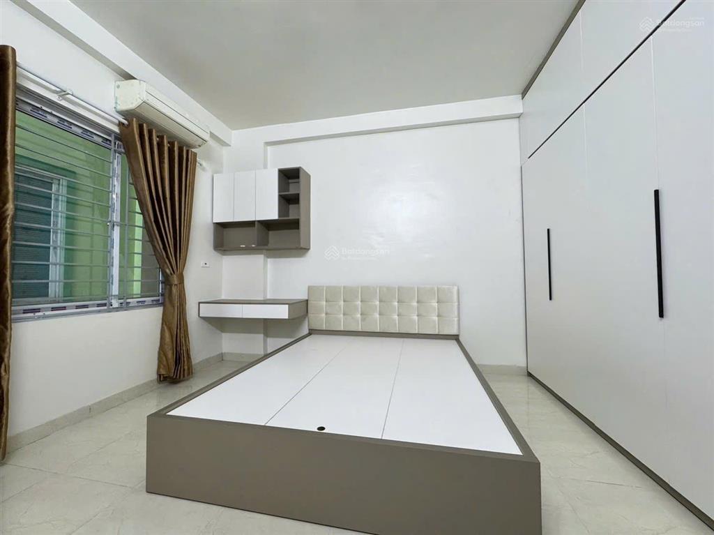 Nhà 4t, full nội thất, 6.x tỷ cạnh trường mầm non kiến hưng, đường bờ mương đa sỹ, hà đông