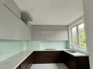 Cho thuê shophouse 3pn, 15 triệu vnd, 105m2 tại dragon village, phú hữu, quận 9, hcm