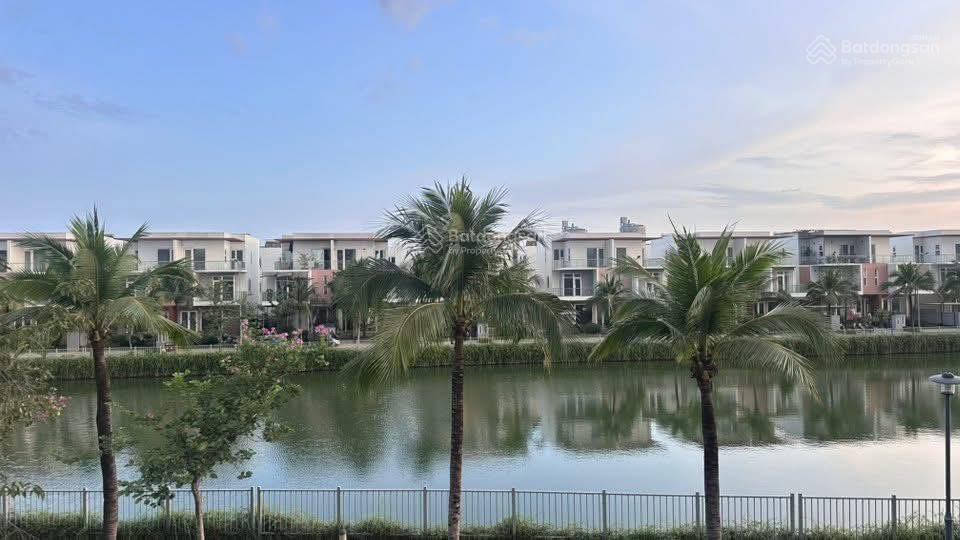 Bán bt dragon village, 10 tỷ, 120m2, 3pn, 3 tầng, q9, hcm