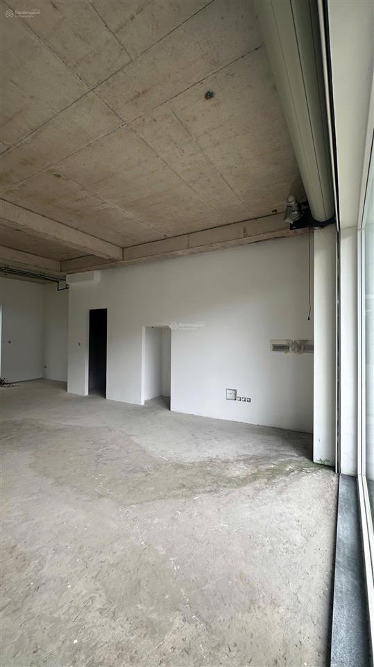 Bán gấp shophouse dragon village giá tốt 8,3 tỷ, 105m2 ở phú hữu, q9, hcm