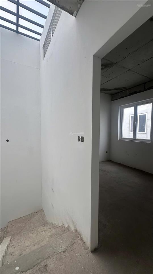 Cho thuê shophouse tại dragon village, 5 triệu vnd, 105m2, 3pn, 3 tầng