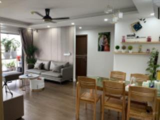 Căn hộ 2pn giá 6ty9 tại trung tâm hà nội, view hồ, ban công hướng đẹp