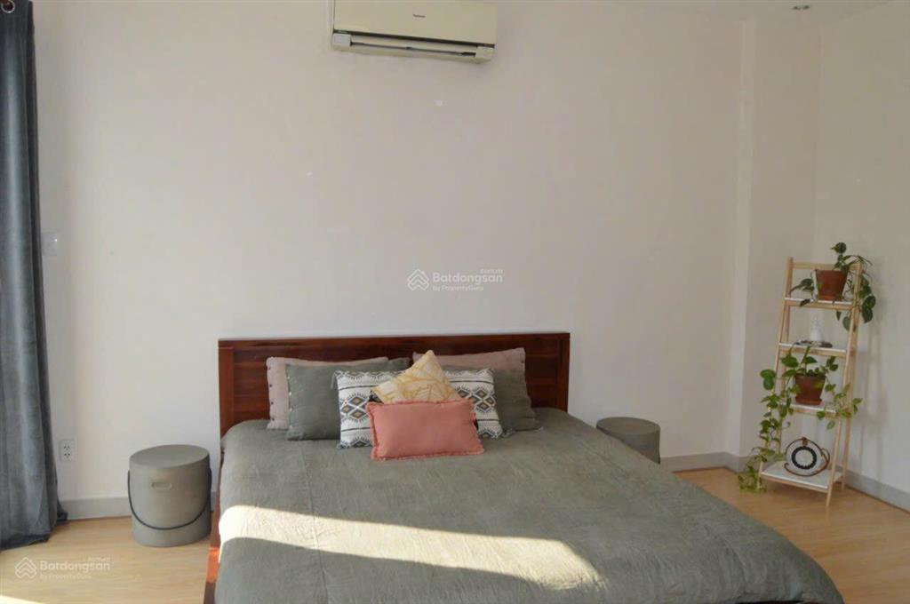 Bán căn nhà mặt tiền đường 62, phường thảo điền, vị trí đẹp rất thuận tiện sinh sống nơi đây