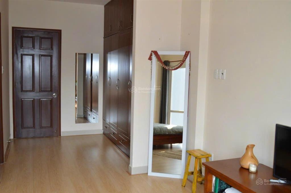 Bán căn nhà mặt tiền đường 62, phường thảo điền, vị trí đẹp rất thuận tiện sinh sống nơi đây