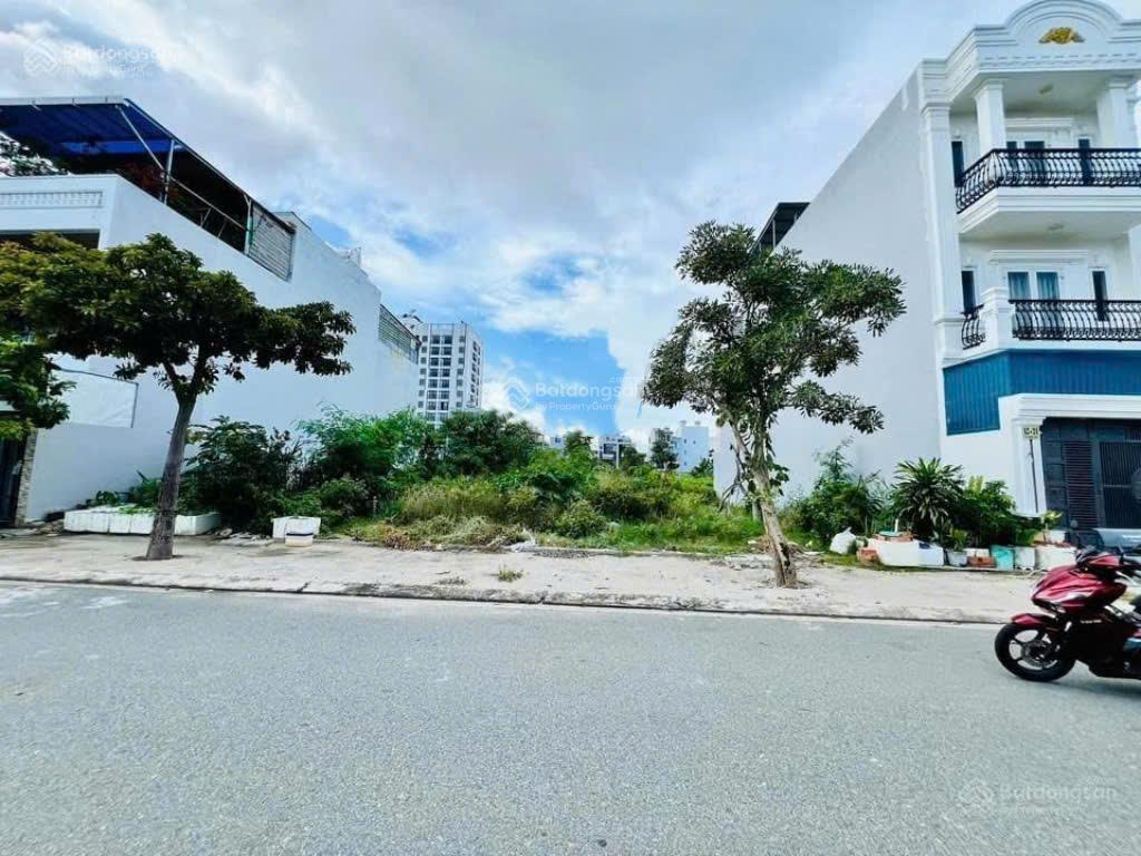 Đi đầu cầu cát lái ngộp 136m2 ngay phan văn đáng, gần chợ sổ hồng chính chủ giá chỉ 1,75 tỷ