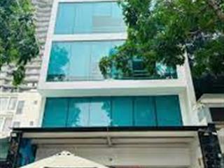 Viên kim cương! tòa nhà 9 tầng thông sàn quan hoa, 145m2, mặt tiền 7m, 108 tỷ, đẩy đủ pgxd, pccc