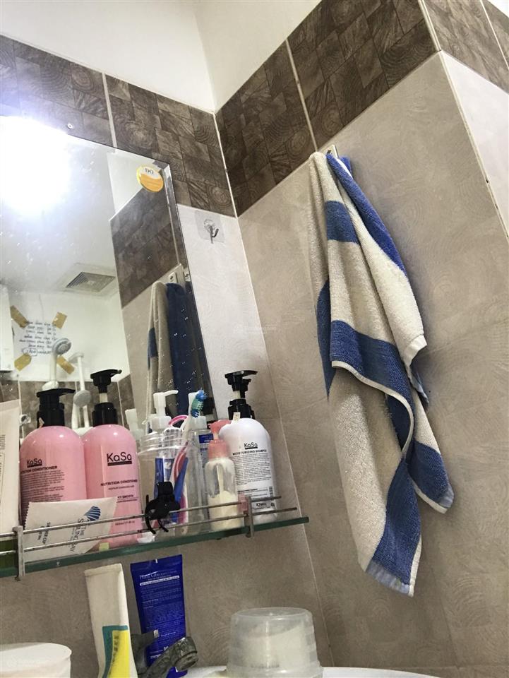 Vì việc gia đình, đành bán lại căn hộ quang thái 58m2 giá 2.7 tỷ  chủ nhà thiện chí, giá thật 100%