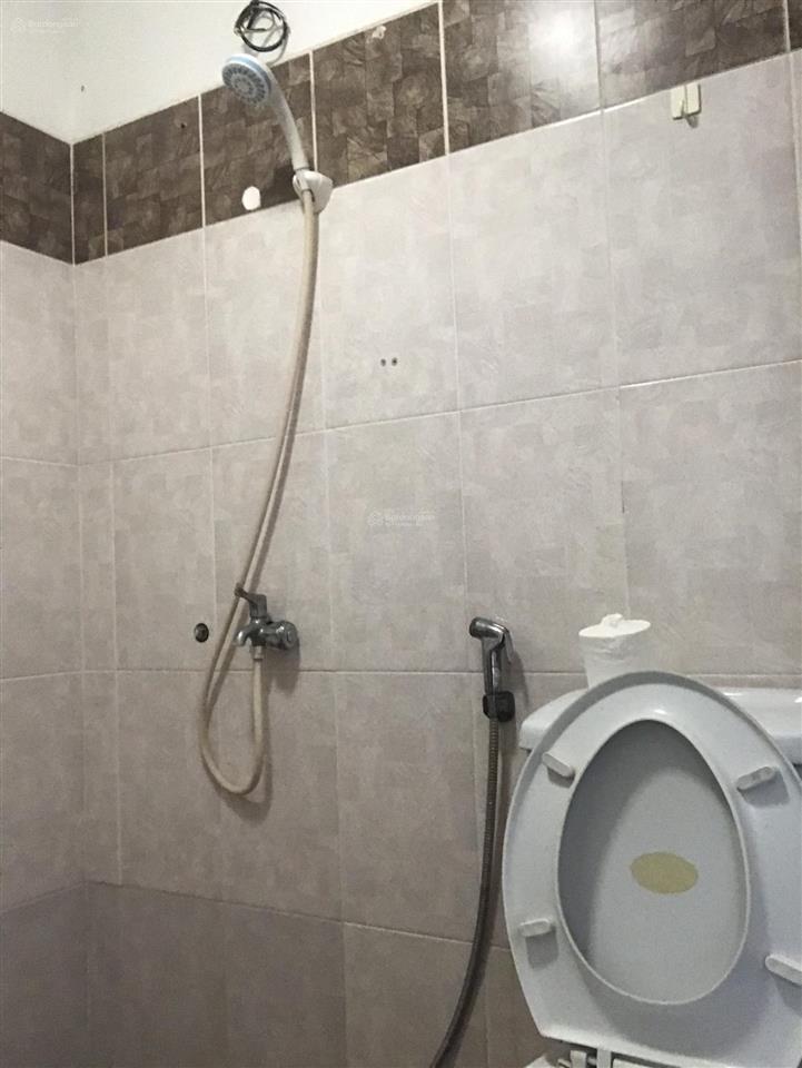 Vì việc gia đình, đành bán lại căn hộ quang thái 58m2 giá 2.7 tỷ  chủ nhà thiện chí, giá thật 100%