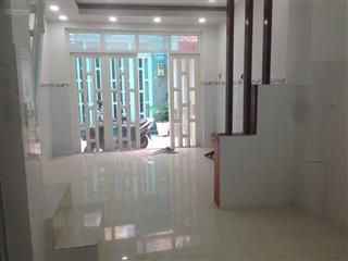 Nhà nguyên căn nơ trang long  nguyễn xí