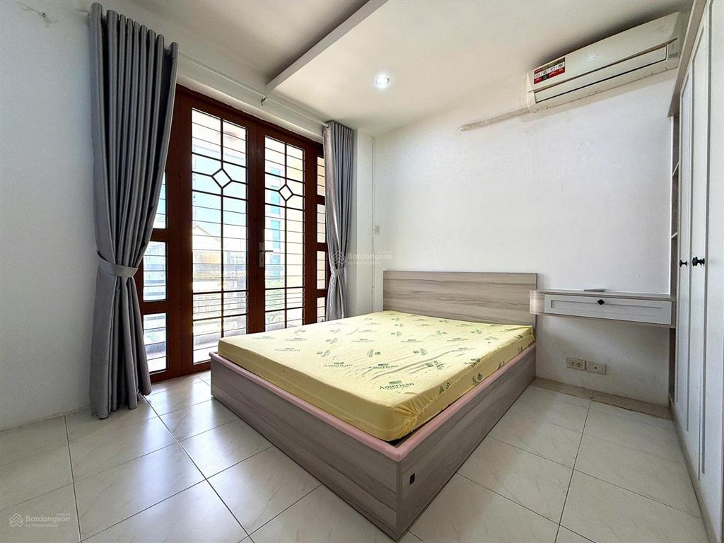 Cho thuê nhà trọ 25m2 tại cách mạng tháng tám, 5,3 triệu