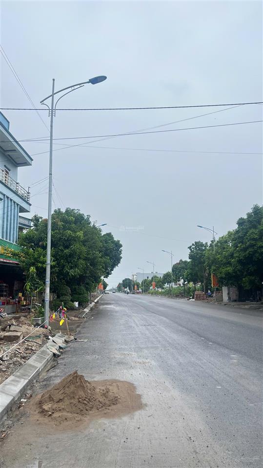 Bán đất mặt đường lê công thanh gần uỷ ban phường hà nam, gần ngã tư chợ tiên tân diệ