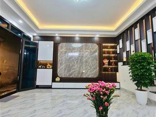 Bán nhà phố kim mã, ngõ thông tứ tung, nhà mới full nội thất xịn sò, lô góc thoáng mát, 45m*5 tầng