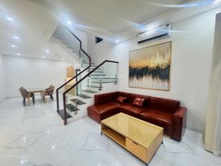 Bán nhà phố hoàng hoa thám, dân xây, tặng full nội thất hiện đại, ngõ thông, ba gác, 58m2*4 tầng
