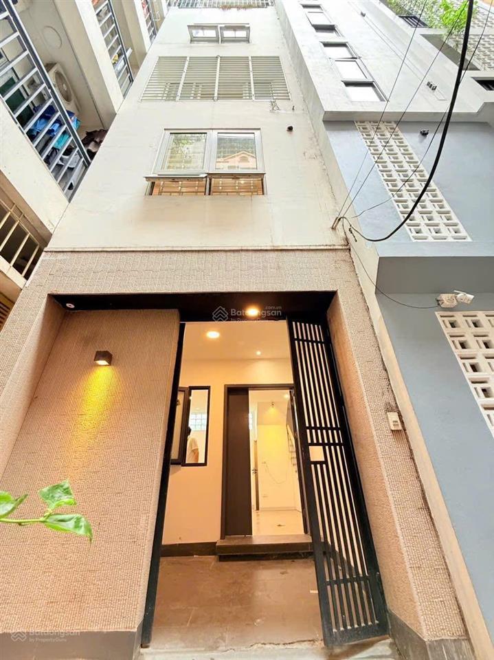 Bán nhà phố hoàng hoa thám, ngõ rộng, nông, 5m ra oto, trước nhà thoáng sáng, 33m*5t, tặng full nt