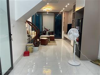 Hot! nhà phố hoàng hoa thám, ngõ thông rộng, gần oto, trước nhà thoáng sáng, 45m2*3t tặng full nt