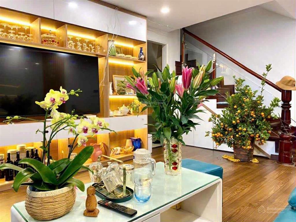 Bán căn hộ dupplex toà no1c golden land 275 nguyễn trãi, 112m, 4 ngủ, 2wc, 2 logia, tặng full nt