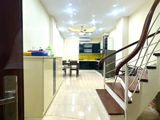 Bán nhà phố đặng thai mai, 3 nhà ra ôtô, ngõ ba gác tránh, 3 mặt thoáng, dân xây 30m2*6t full nt