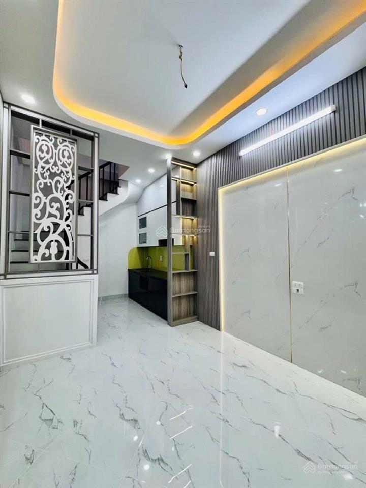 Siêu hot! bán nhà phố đội cấn, phân khúc hiếm, dân xây 30m2*5t tặng full nội thất, ở ngay